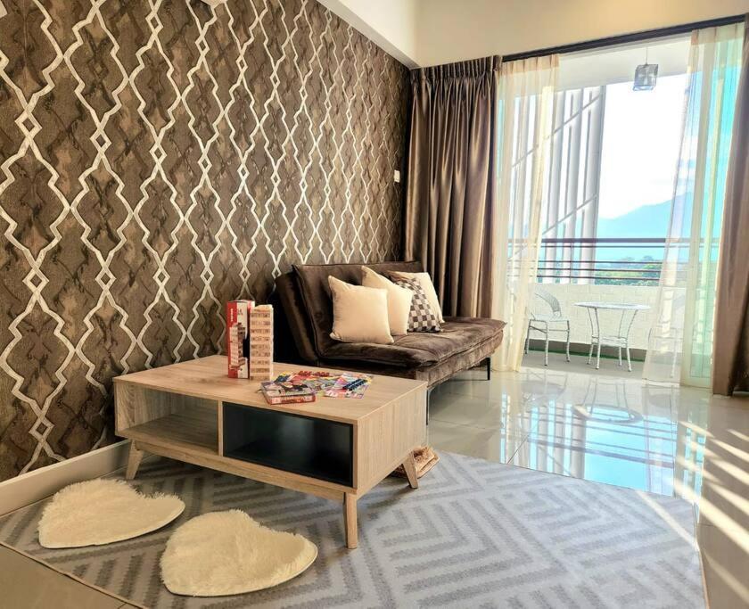 Ipoh City Centre Majestic Homestay Pool View 3 Mins Walking To Famous Food Places & 15Mins To Old Town Ipoh By Happy Homestay Exterior foto